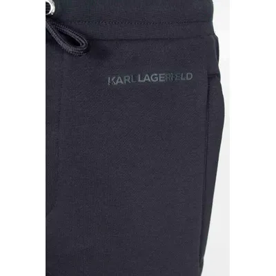 Спортивний костюм