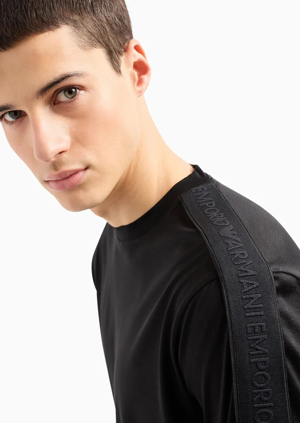 Футболка  - фото 1