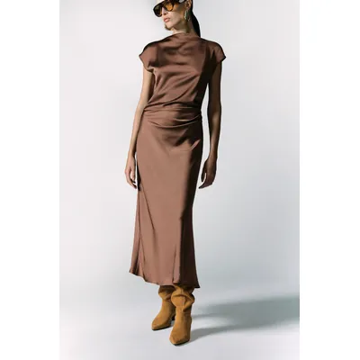 Сукня вечірня