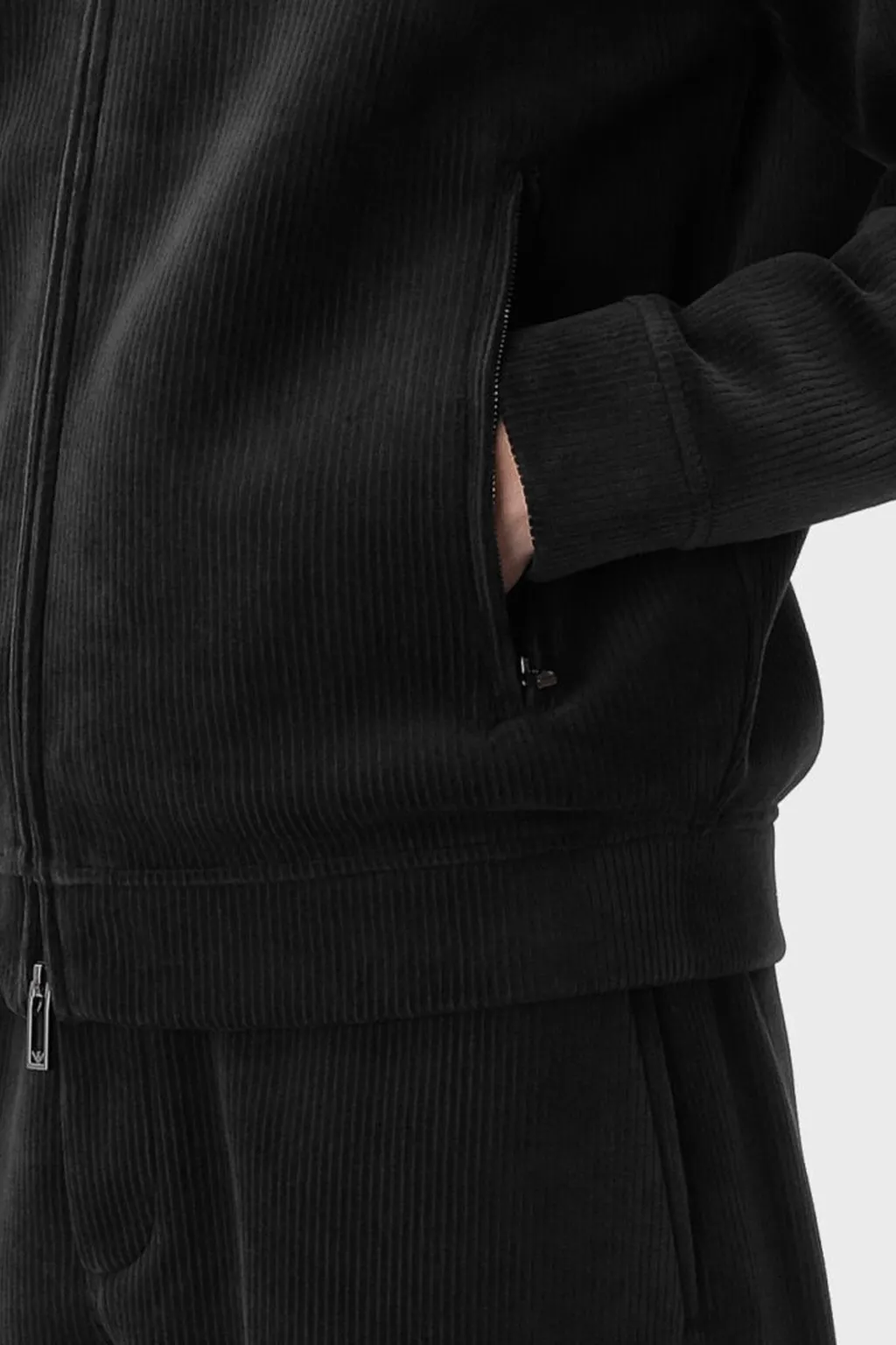 Костюм вельветовый  - фото 10