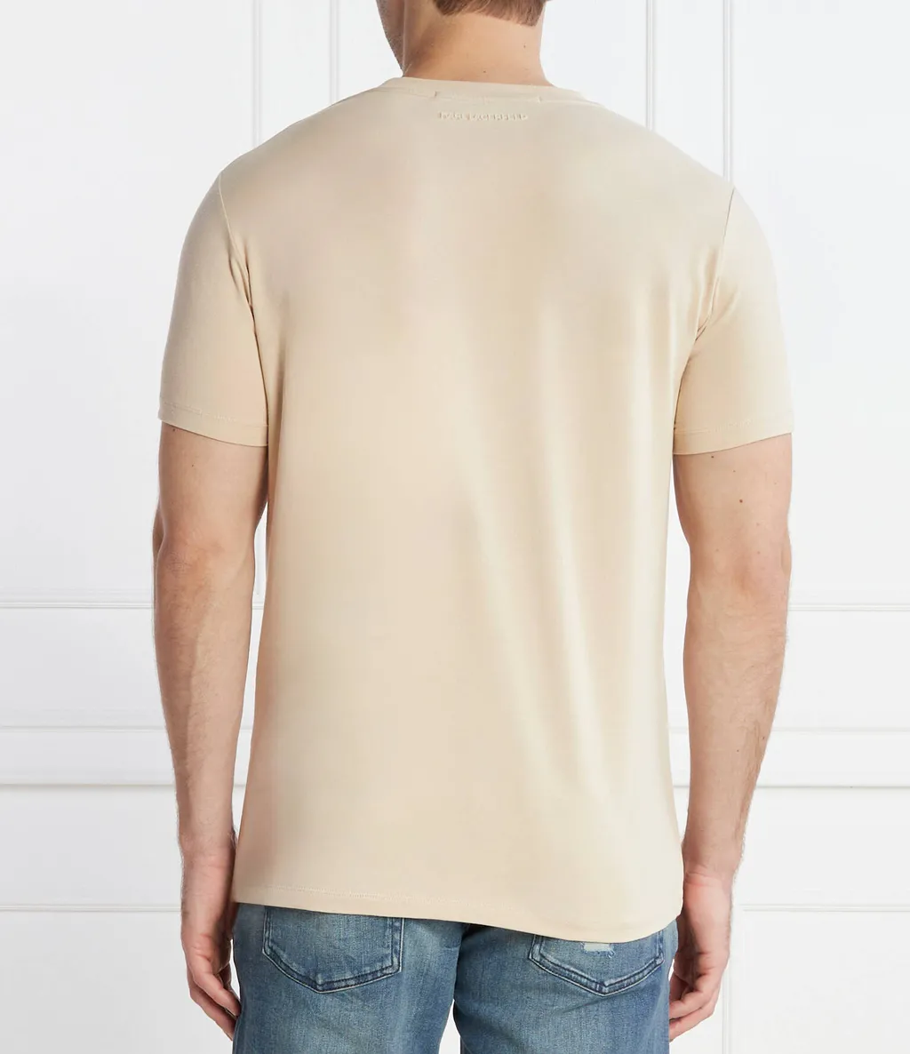 Футболка  - фото 1