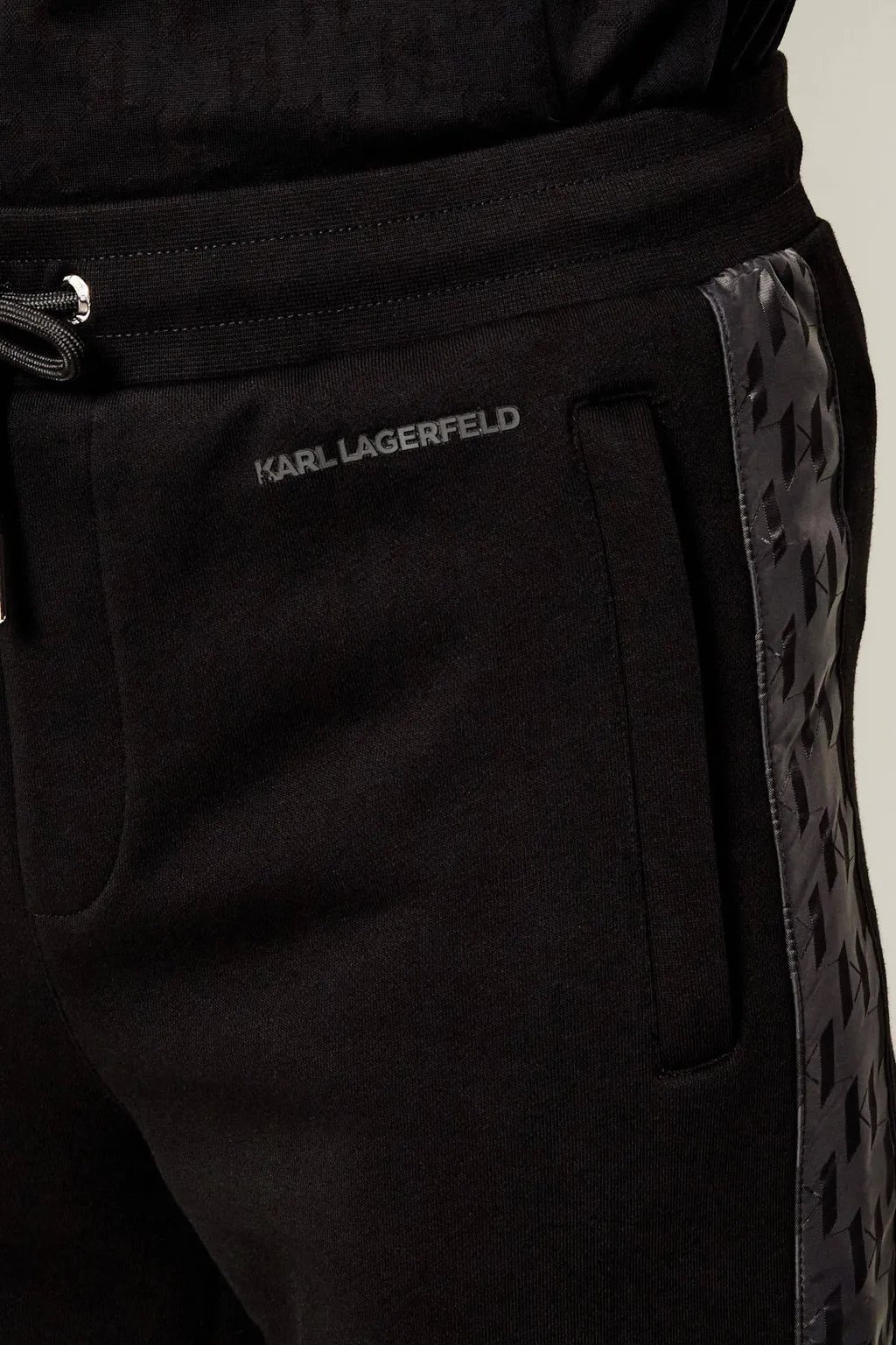 Спортивный костюм  - фото 7