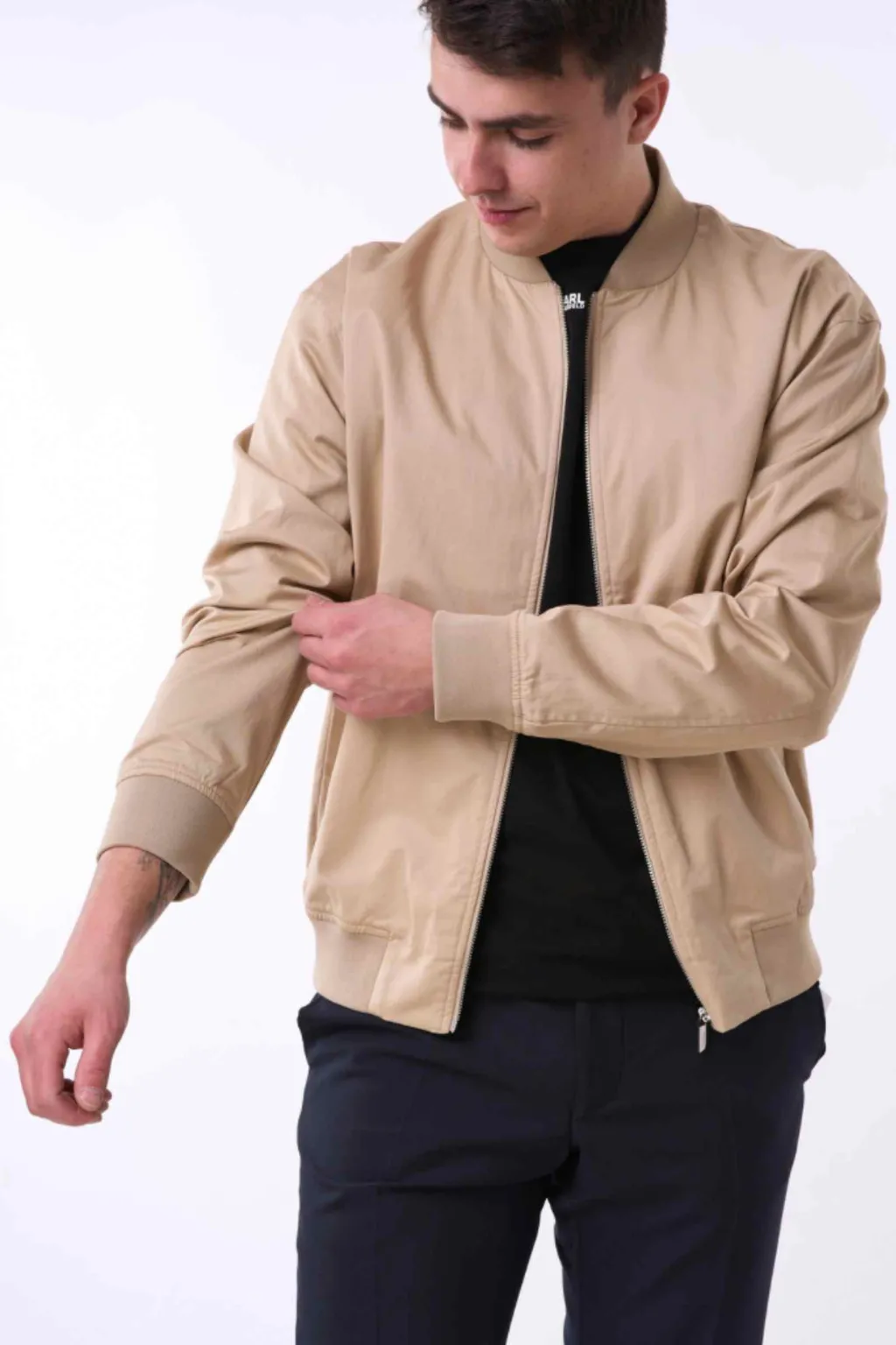 Бомбер  - фото 1