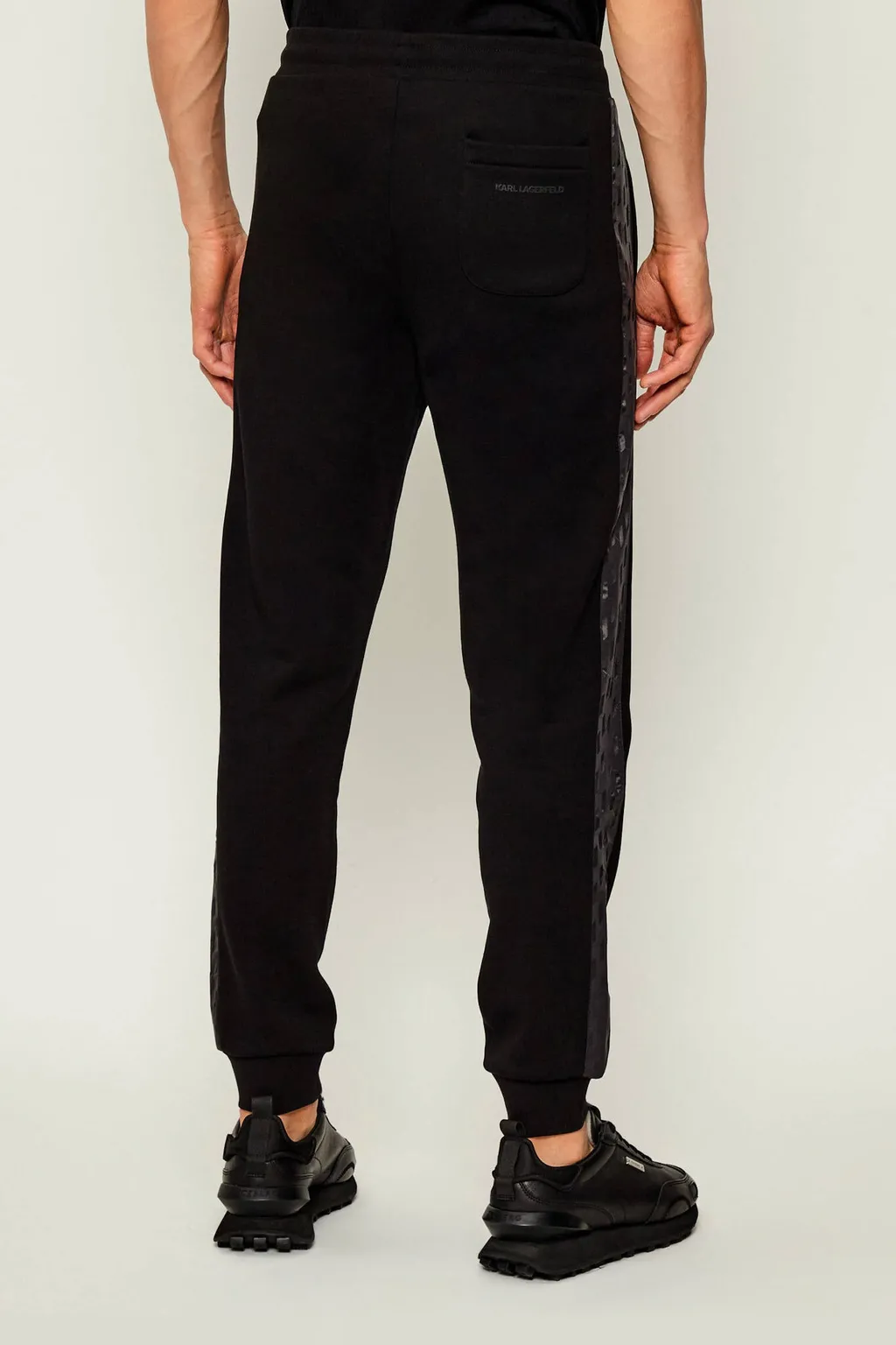 Спортивный костюм  - фото 6