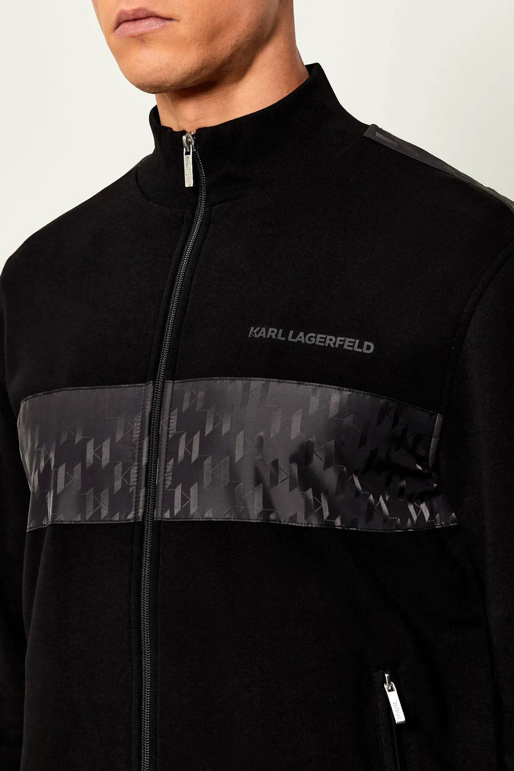 Спортивный костюм  - фото 2